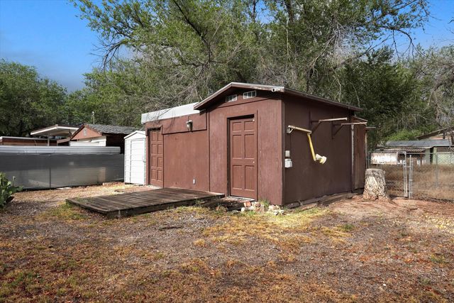 424 S Third Street, Belen, NM 87002