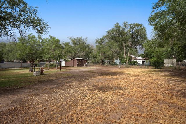 424 S Third Street, Belen, NM 87002