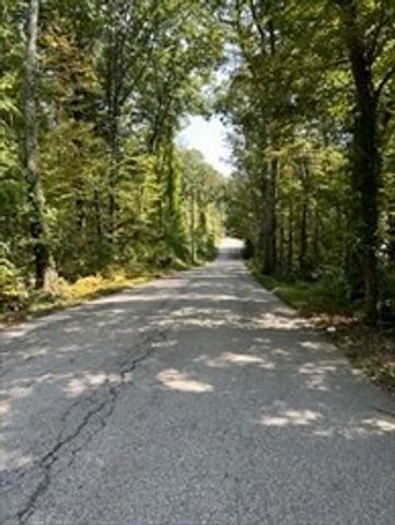 183 Se Main Street, Douglas, MA 01516