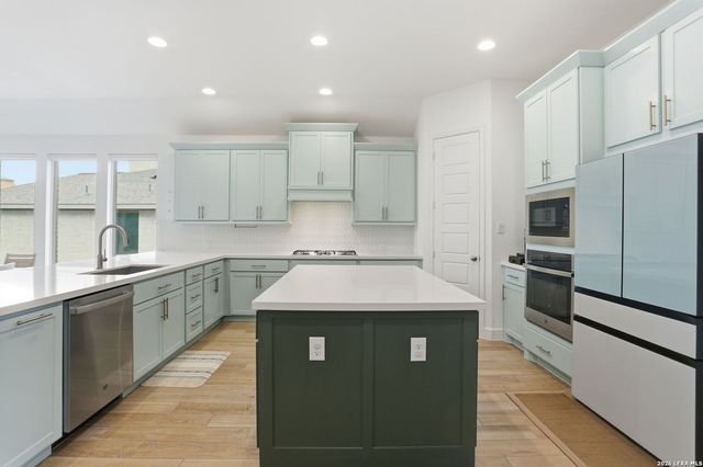 24062 Sidehill Lie, San Antonio, TX 78261