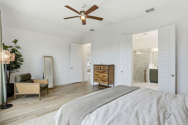 24062 Sidehill Lie, San Antonio, TX 78261