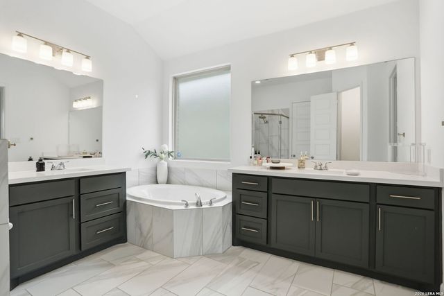 24062 Sidehill Lie, San Antonio, TX 78261