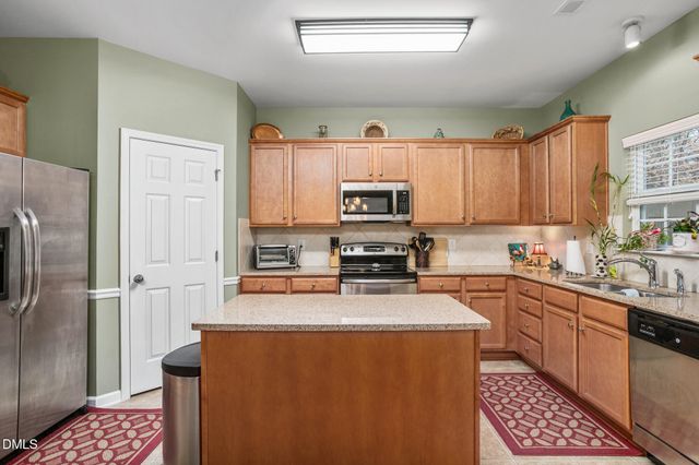 2919 Victoria Falls Drive, Burlington, NC 27215