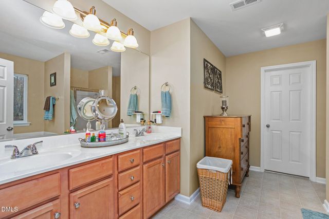 2919 Victoria Falls Drive, Burlington, NC 27215