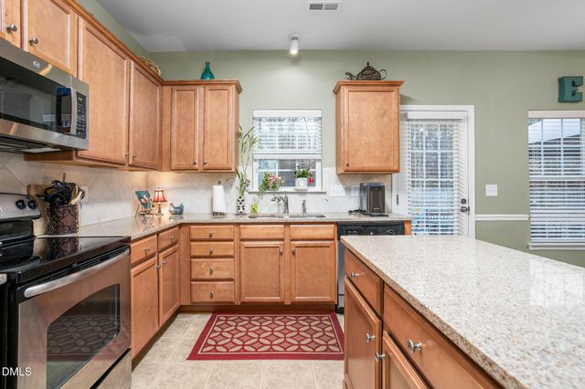 2919 Victoria Falls Drive, Burlington, NC 27215