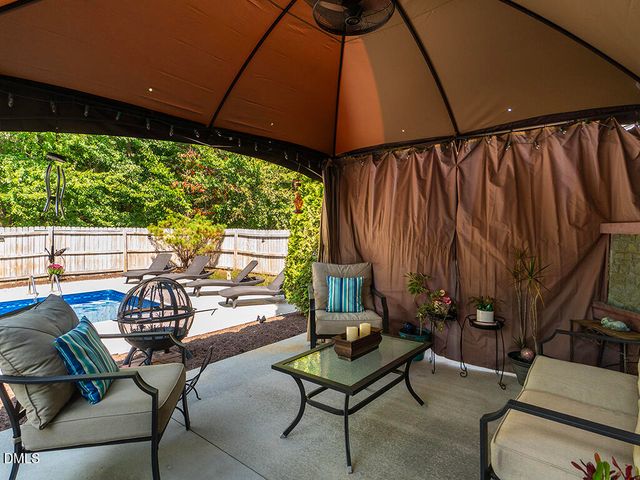 2919 Victoria Falls Drive, Burlington, NC 27215