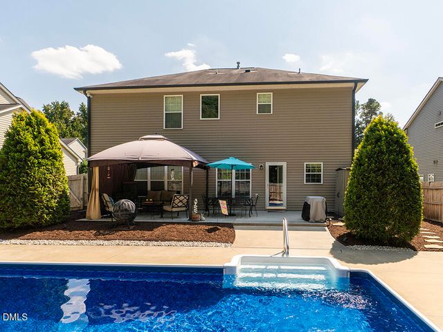 2919 Victoria Falls Drive, Burlington, NC 27215