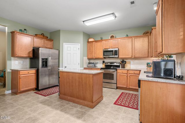 2919 Victoria Falls Drive, Burlington, NC 27215