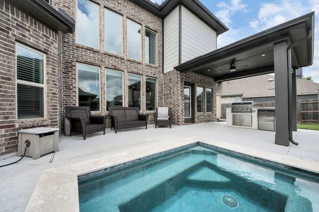 30706 Thicket Court, Fulshear, TX 77441
