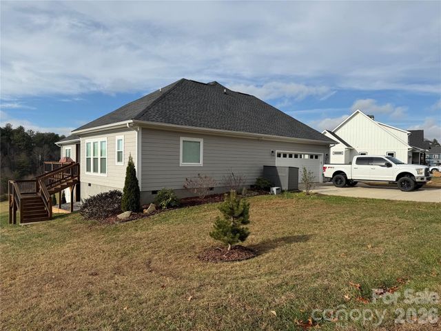 77 Horizon Way, Alexander, NC 28701