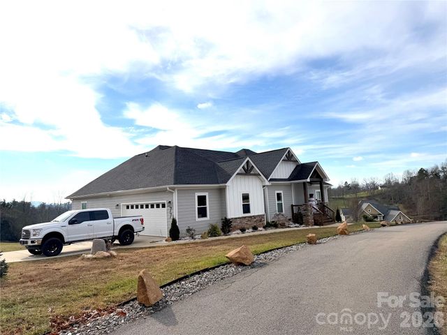 77 Horizon Way, Alexander, NC 28701