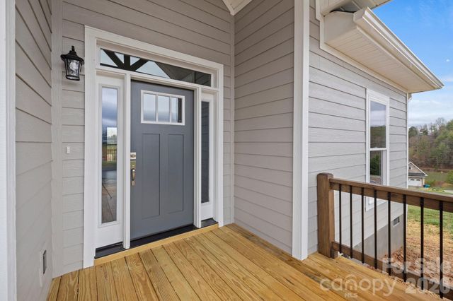 77 Horizon Way, Alexander, NC 28701