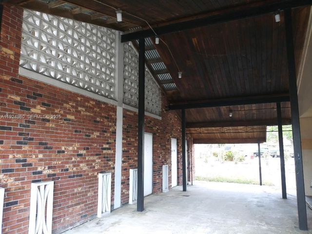 1001 LAKEVIEW DRIVE, Sebring, FL 33870