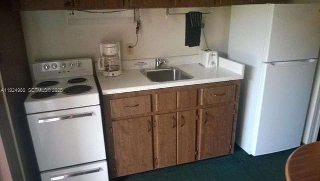 1001 LAKEVIEW DRIVE, Sebring, FL 33870