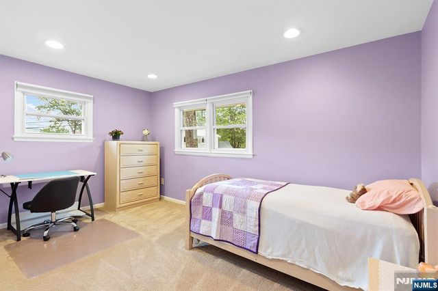 180 Rafkind Road, Bloomingdale, NJ 07403