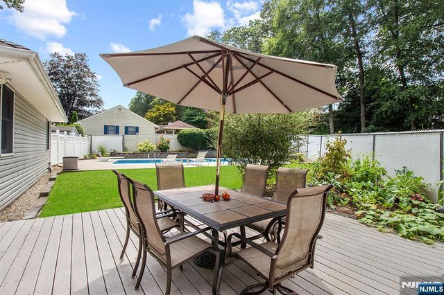 180 Rafkind Road, Bloomingdale, NJ 07403