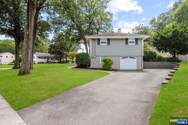 180 Rafkind Road, Bloomingdale, NJ 07403
