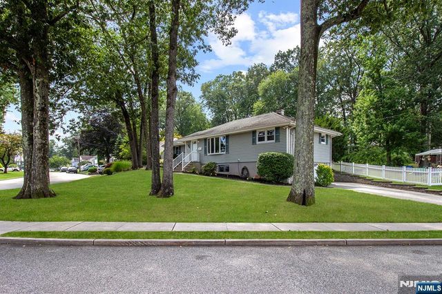 180 Rafkind Road, Bloomingdale, NJ 07403