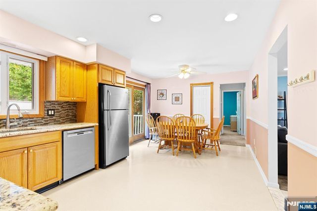 180 Rafkind Road, Bloomingdale, NJ 07403