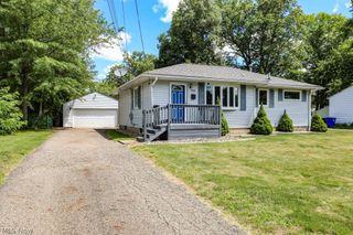 723 Eastland Avenue, Ravenna, OH 44266