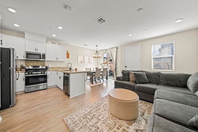 24145 Dolcetto Avenue 601, Murrieta, CA 92562