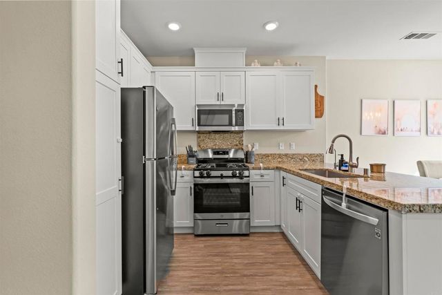 24145 Dolcetto Avenue 601, Murrieta, CA 92562