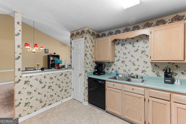 904 Sweet Bay Court, Macon, GA 31204