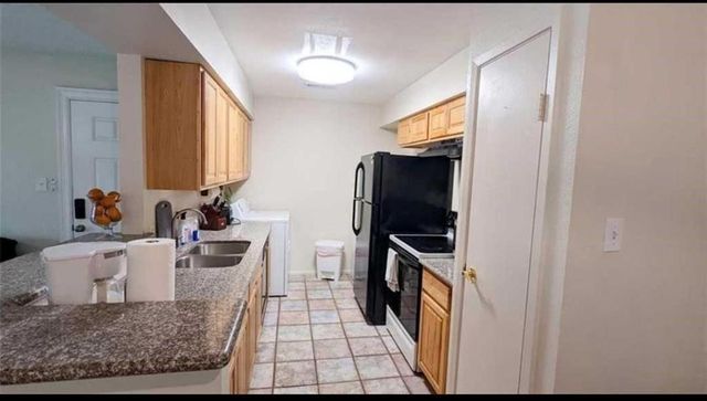15534 Zabolio 214, Webster, TX 77598