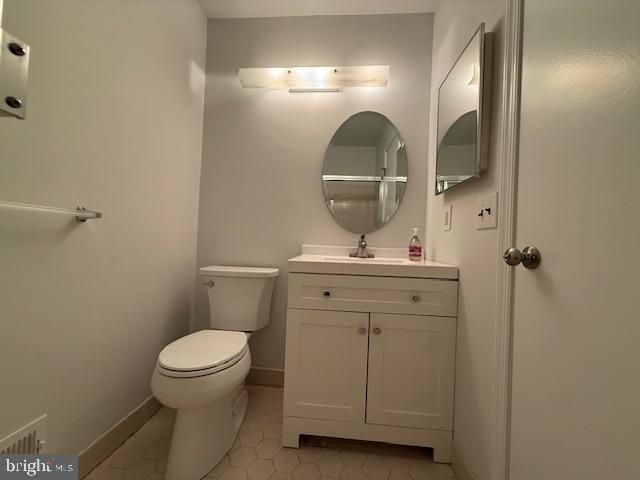 11 SYCAMORE CT, Lawrenceville, NJ 08648