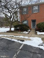 11 SYCAMORE CT, Lawrenceville, NJ 08648