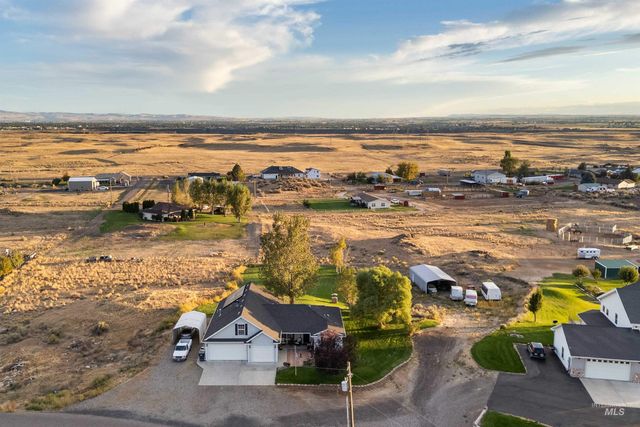 567 Smokey Mountain Dr., Jerome, ID 83338