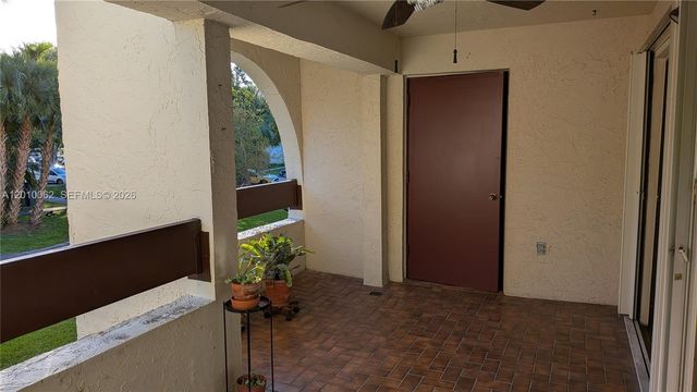 9030 SW 125th Ave E206, Miami, FL 33186