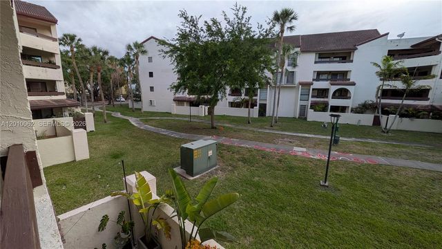 9030 SW 125th Ave E206, Miami, FL 33186