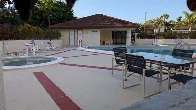 9030 SW 125th Ave E206, Miami, FL 33186