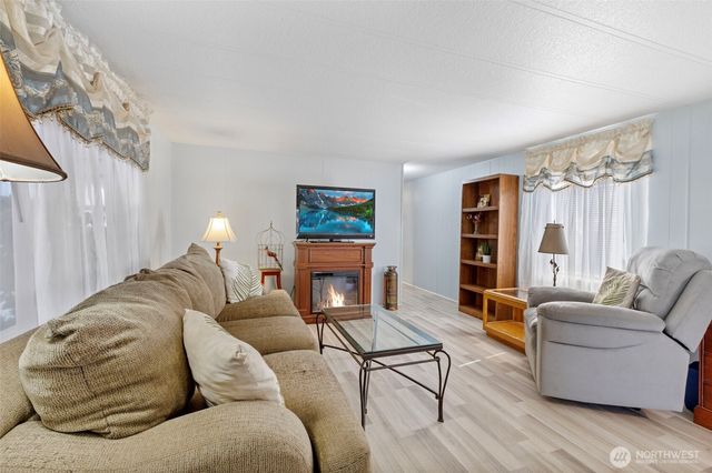 7220 53rd Street Ct E #44, Puyallup, WA 98371