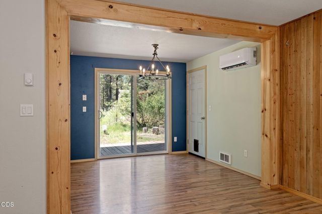16324 Blacktail Lane, Bend, OR 97707