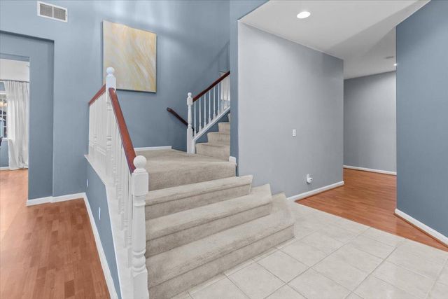 1242 Tulloch Dr, Tracy, CA 95304