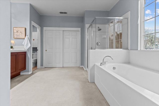 1242 Tulloch Dr, Tracy, CA 95304