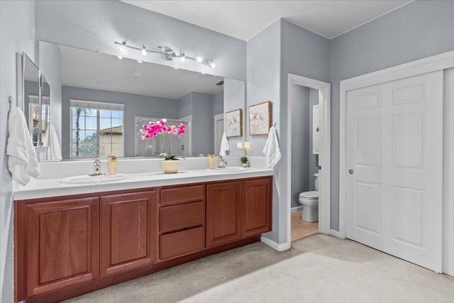 1242 Tulloch Dr, Tracy, CA 95304