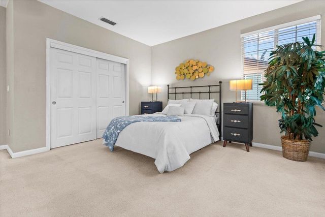 1242 Tulloch Dr, Tracy, CA 95304