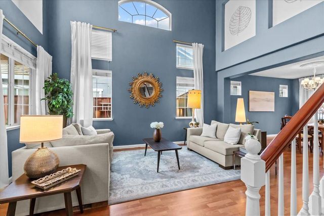 1242 Tulloch Dr, Tracy, CA 95304