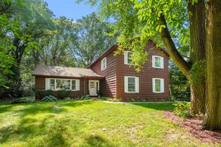 7423 Ravine Road, Kalamazoo, MI 49009