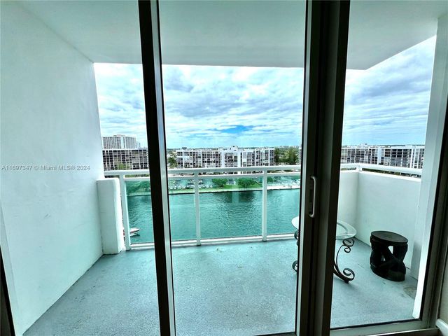 3000 S Ocean Dr 1012, Hollywood, FL 33019