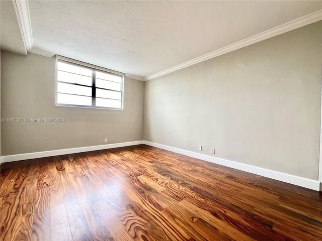 3000 S Ocean Dr 1012, Hollywood, FL 33019