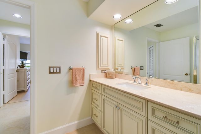 13008 Harbour Ridge Boulevard, Palm City, FL 34990