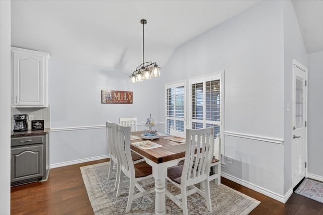 9506 Garrett Drive, Rowlett, TX 75089