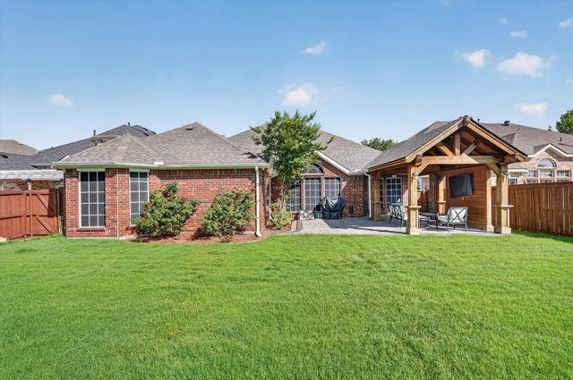 9506 Garrett Drive, Rowlett, TX 75089