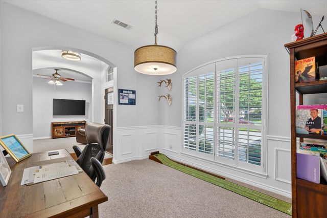 9506 Garrett Drive, Rowlett, TX 75089
