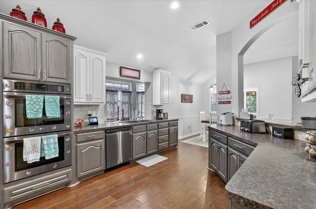 9506 Garrett Drive, Rowlett, TX 75089