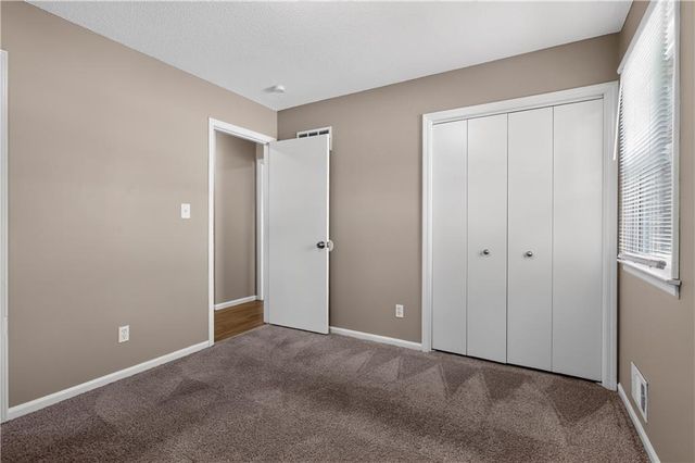 8608 E 58th Street, Kansas City, MO 64129